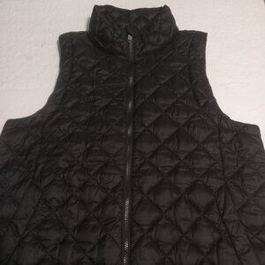 Athleta Women's Whisper Featherless Puffer Vest Black XL
